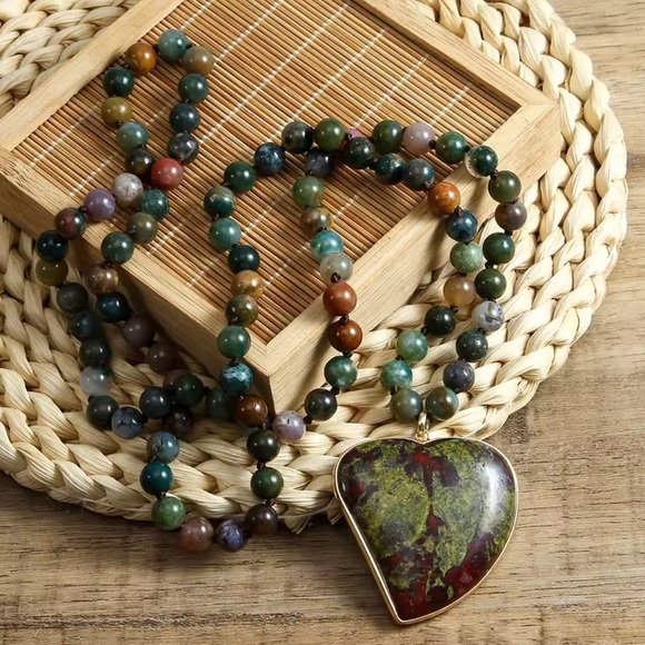 Multicolor Beaded Necklace with Heart Pendant - Picture 4 of 11